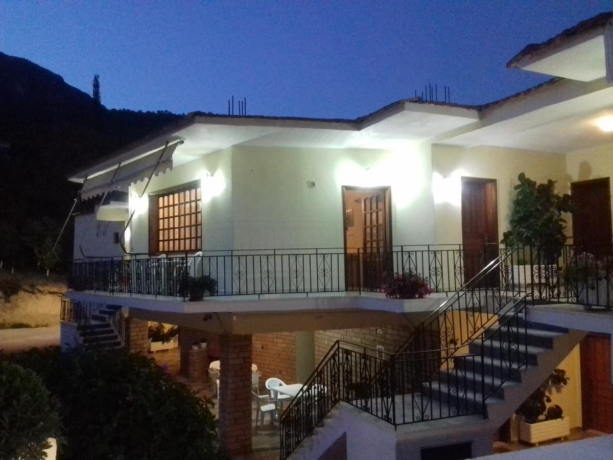Fountas Studios Parga Exterior photo